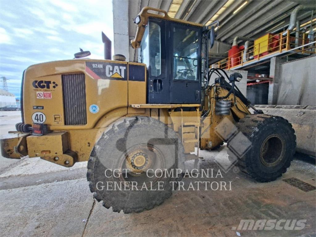 CAT 924H Pale gommate