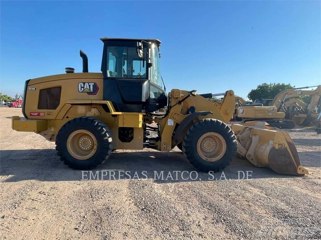 CAT 924K Pale gommate