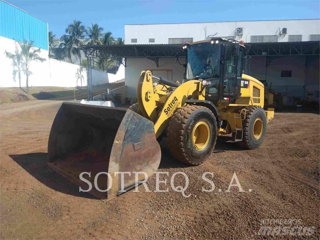 CAT 924K Pale gommate