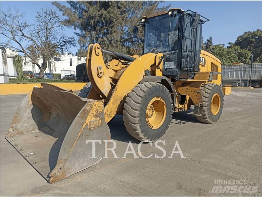 CAT 924K Pale gommate