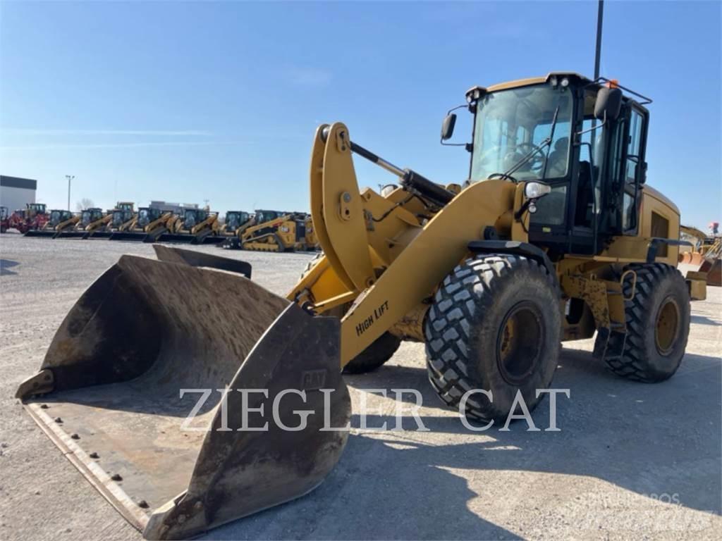 CAT 924K Pale gommate