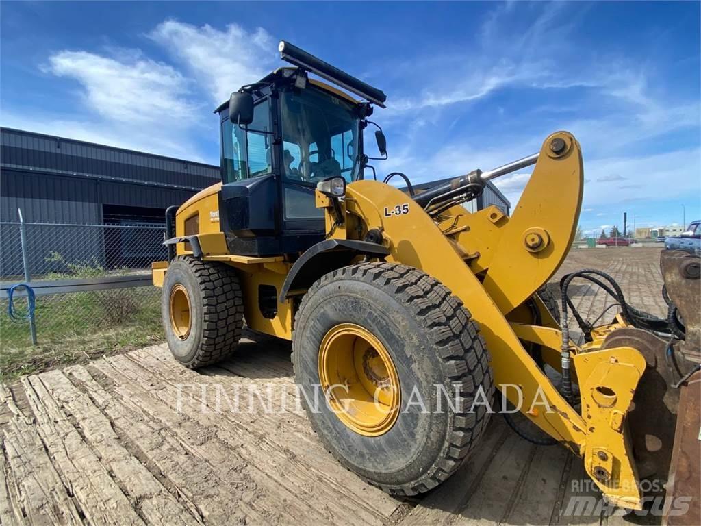 CAT 924K Pale gommate