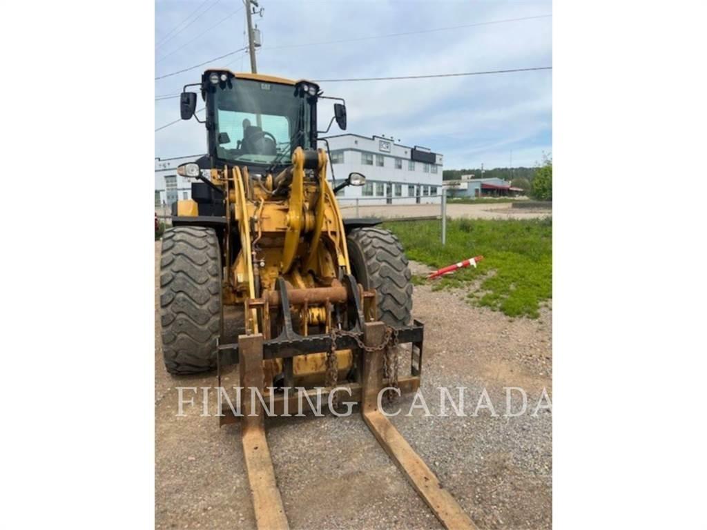 CAT 924K Pale gommate