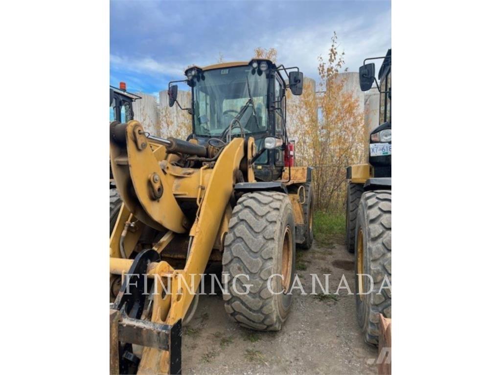 CAT 924K Pale gommate