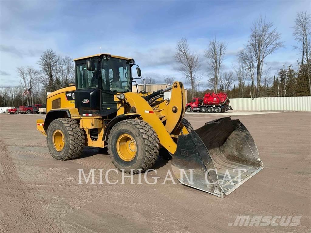 CAT 924K 3RQ Pale gommate
