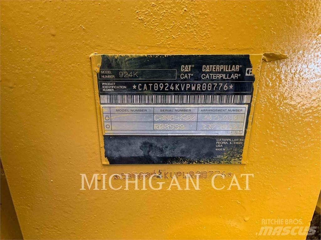 CAT 924K 3RQ Pale gommate