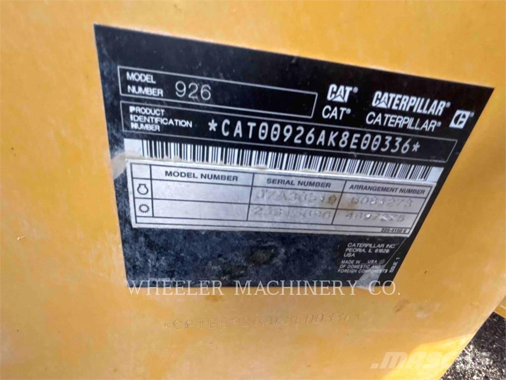 CAT 926 QC Pale gommate