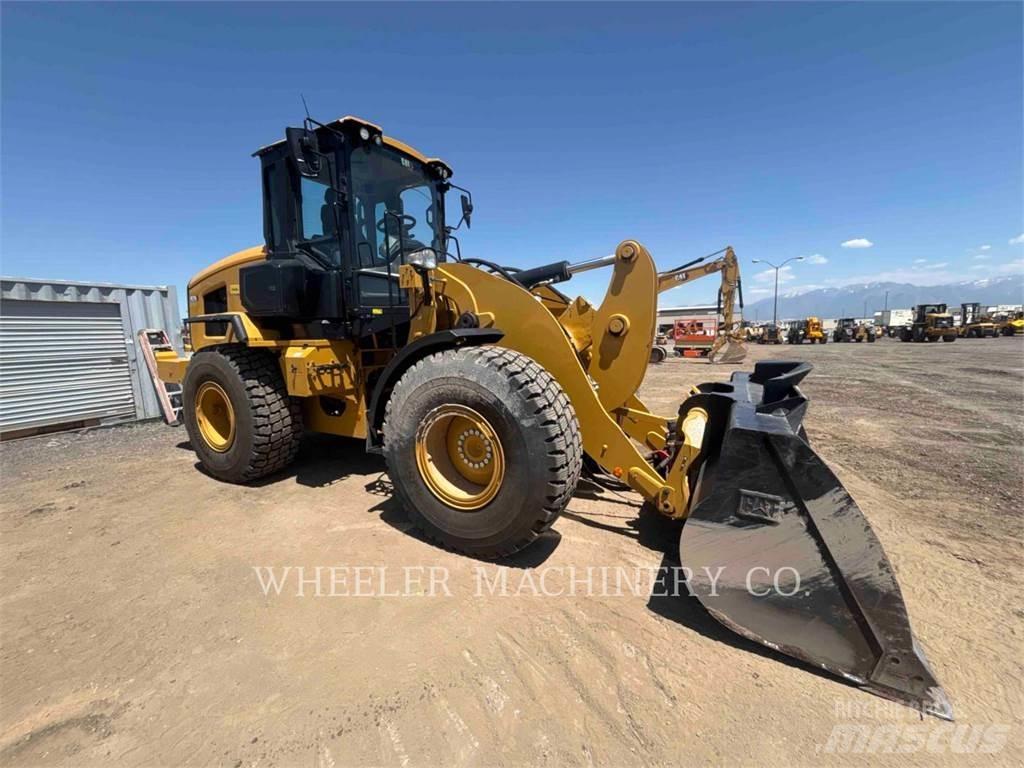 CAT 926 QC 3V Pale gommate