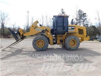 CAT 926M Pale gommate