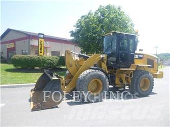 CAT 926M Pale gommate