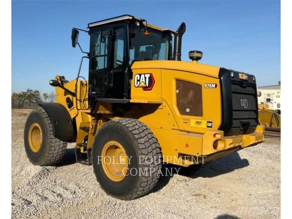 CAT 926M Pale gommate