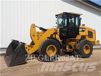 CAT 926M Pale gommate
