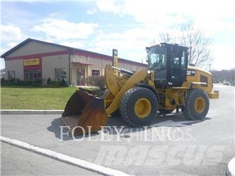 CAT 926M Pale gommate