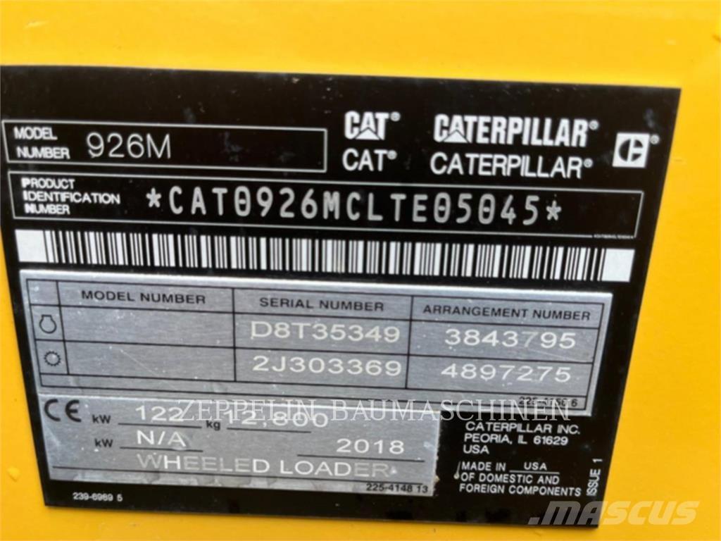 CAT 926M Pale gommate