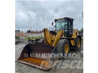 CAT 926M Pale gommate