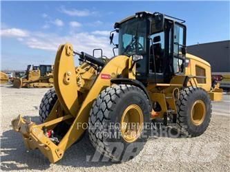 CAT 926M Pale gommate