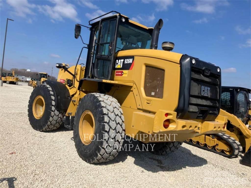 CAT 926M Pale gommate