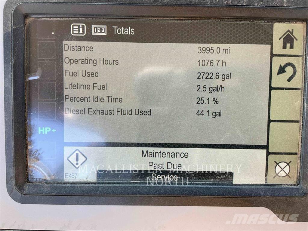 CAT 926M 3RQ Pale gommate
