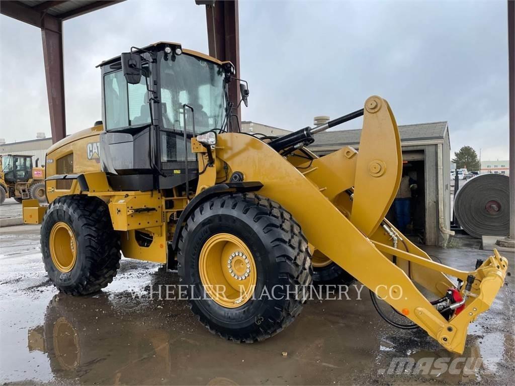 CAT 926M HL QC Pale gommate