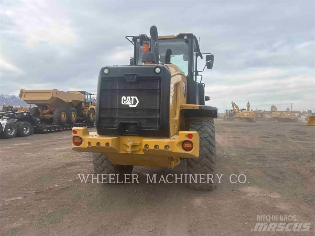 CAT 926M HL QC Pale gommate