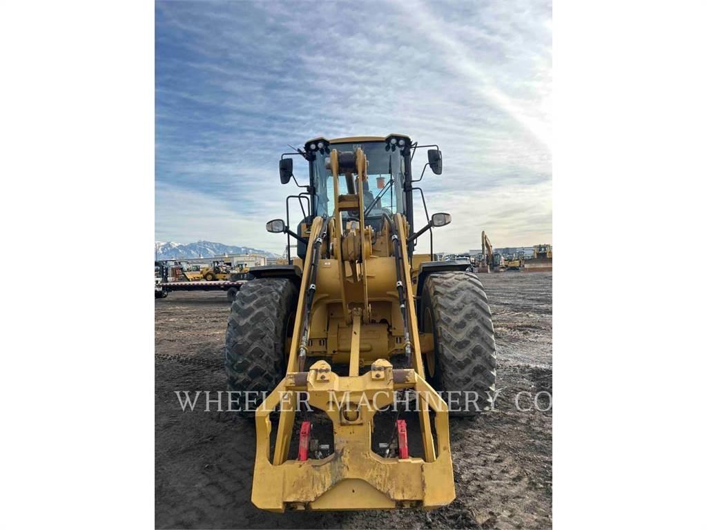 CAT 926M HL QC Pale gommate