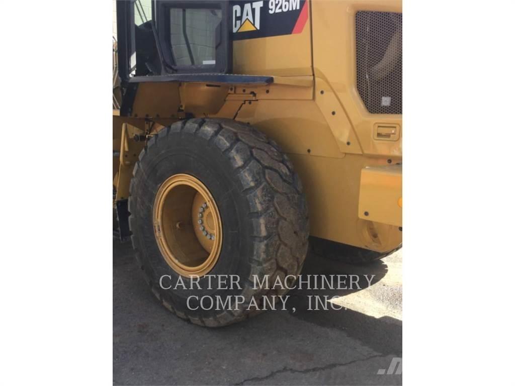 CAT 926M QC Pale gommate
