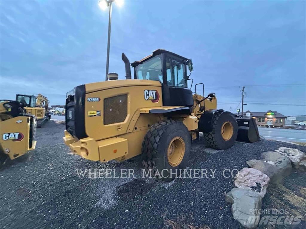 CAT 926M QC Pale gommate
