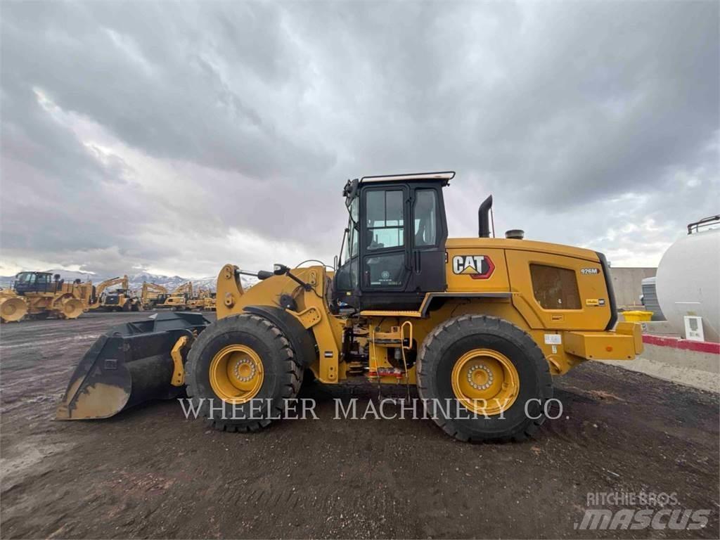 CAT 926M QC Pale gommate