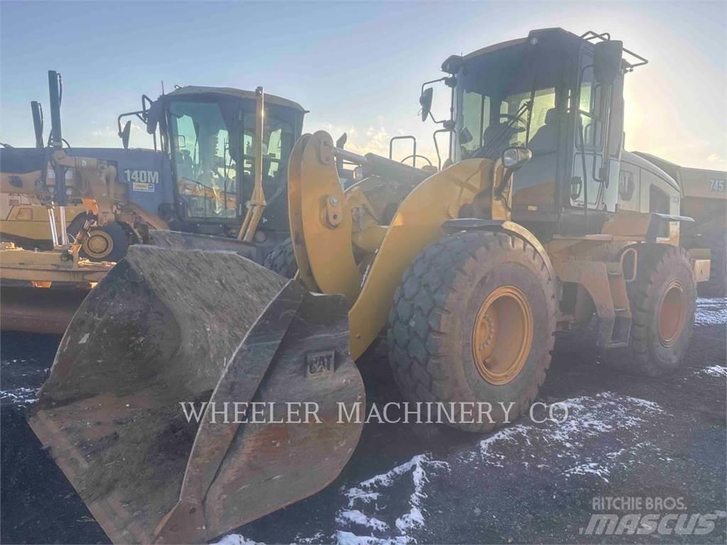 CAT 926M QC Pale gommate