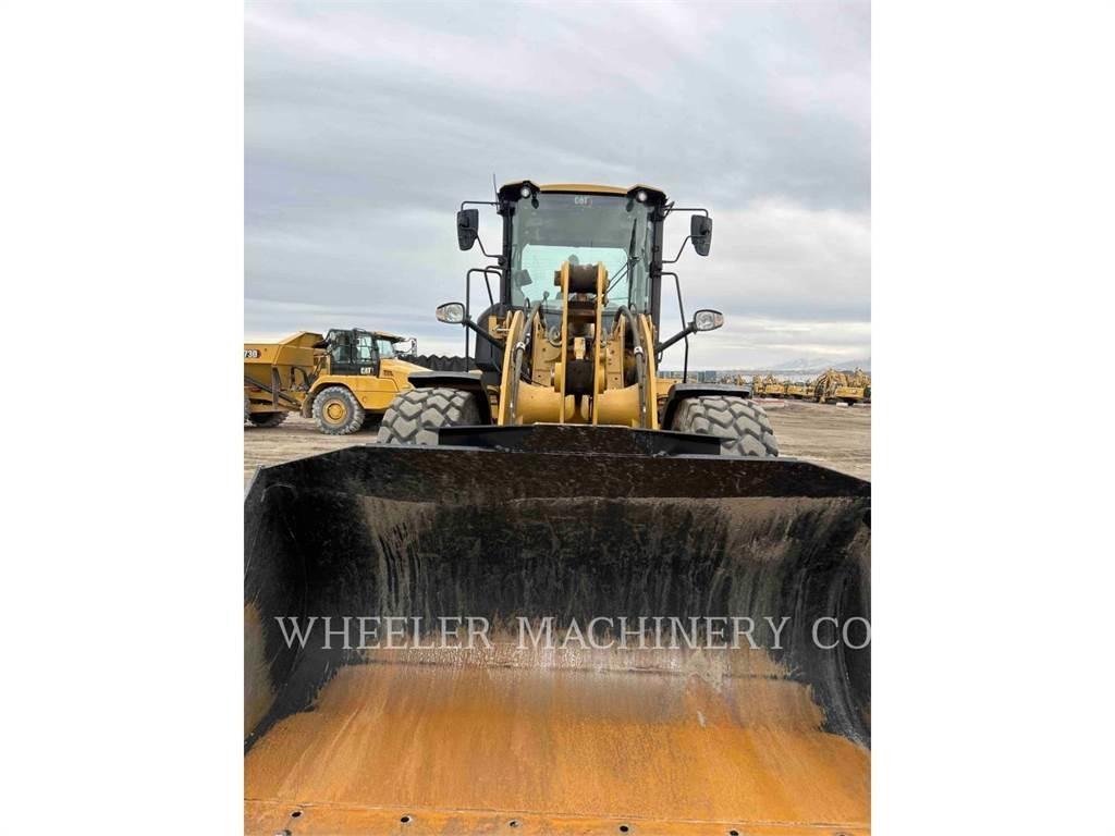 CAT 926M QC Pale gommate