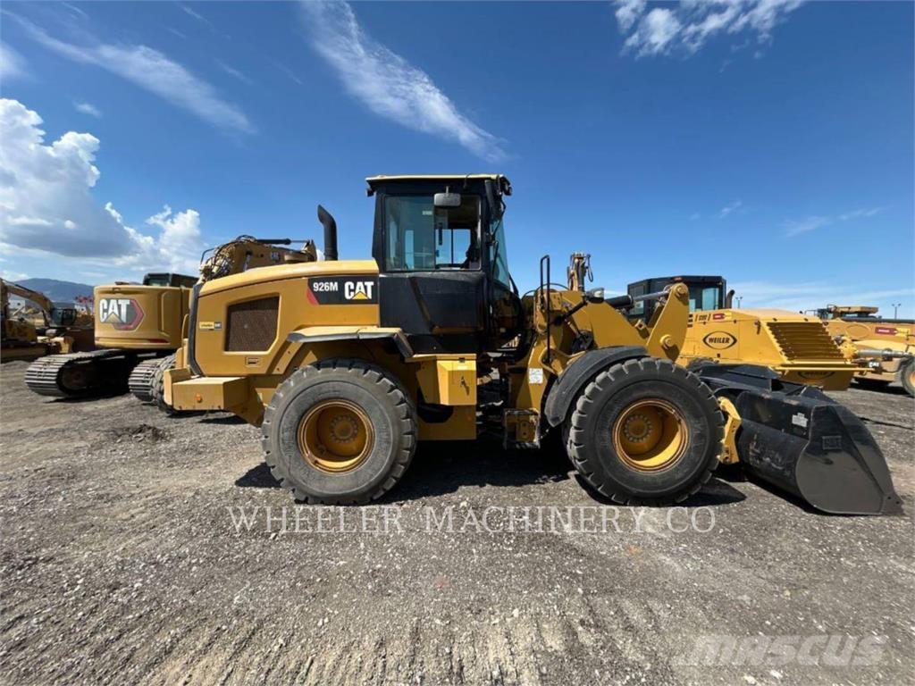 CAT 926M QC Pale gommate