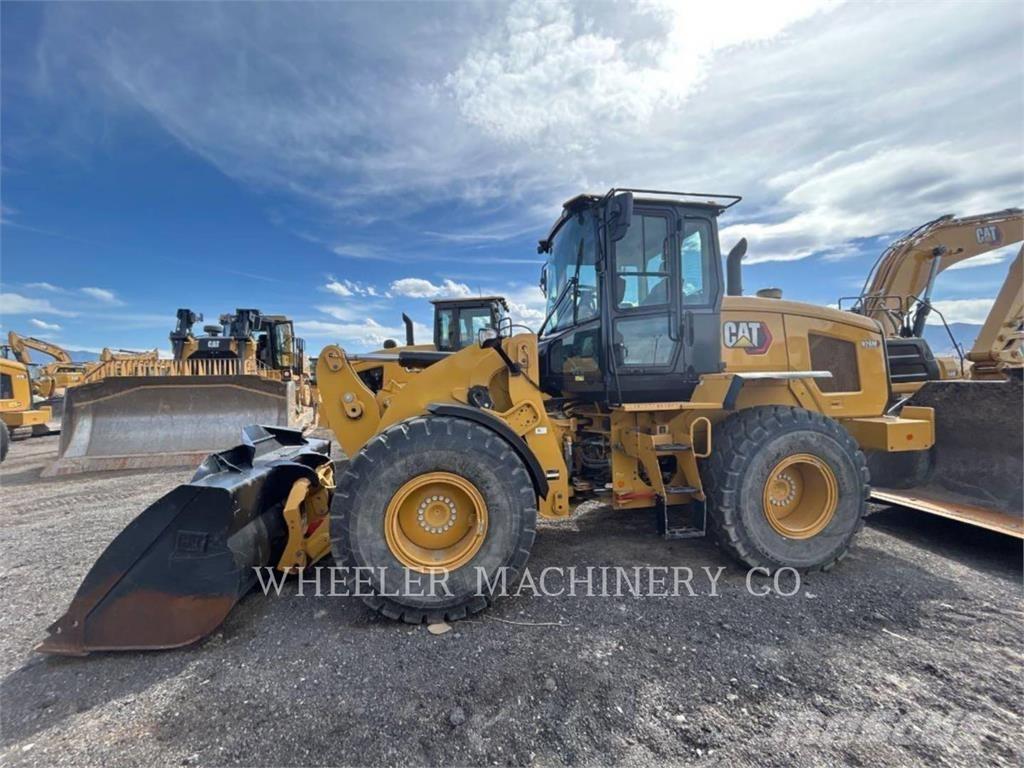 CAT 926M QC Pale gommate