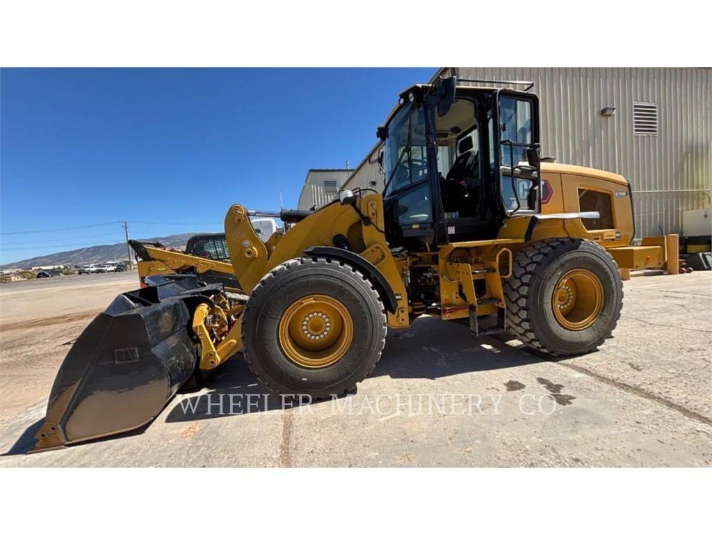 CAT 926M QC Pale gommate