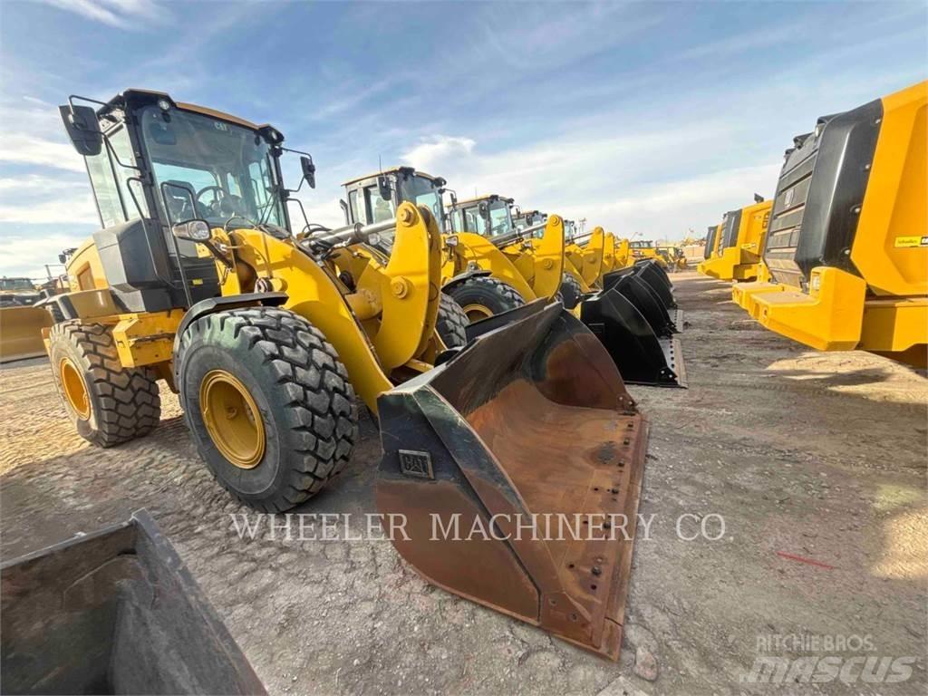 CAT 926M QC 3V Pale gommate