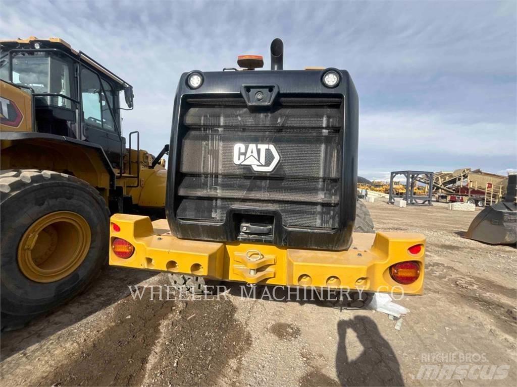 CAT 926M QC 3V Pale gommate