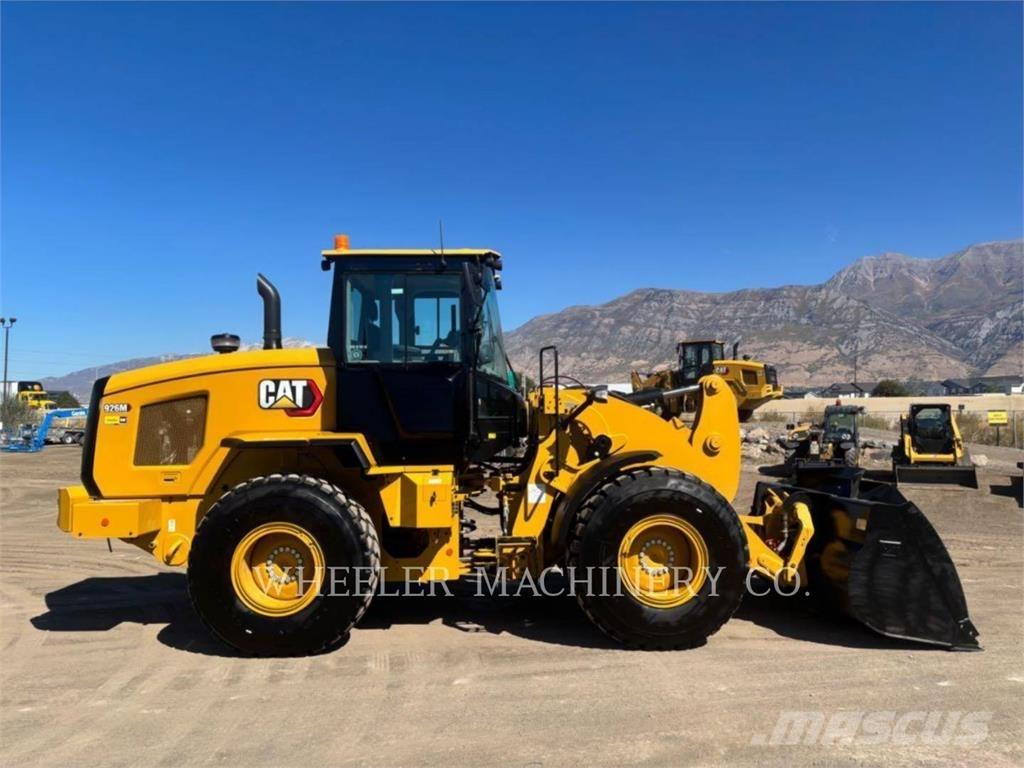 CAT 926M QC 3V Pale gommate