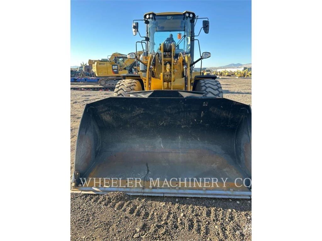 CAT 926M QC 3V Pale gommate