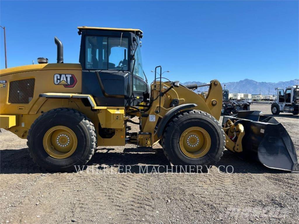 CAT 926M QC 3V Pale gommate