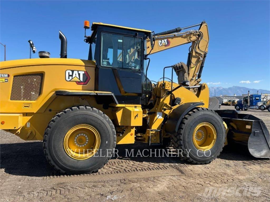 CAT 926M QC 3V Pale gommate