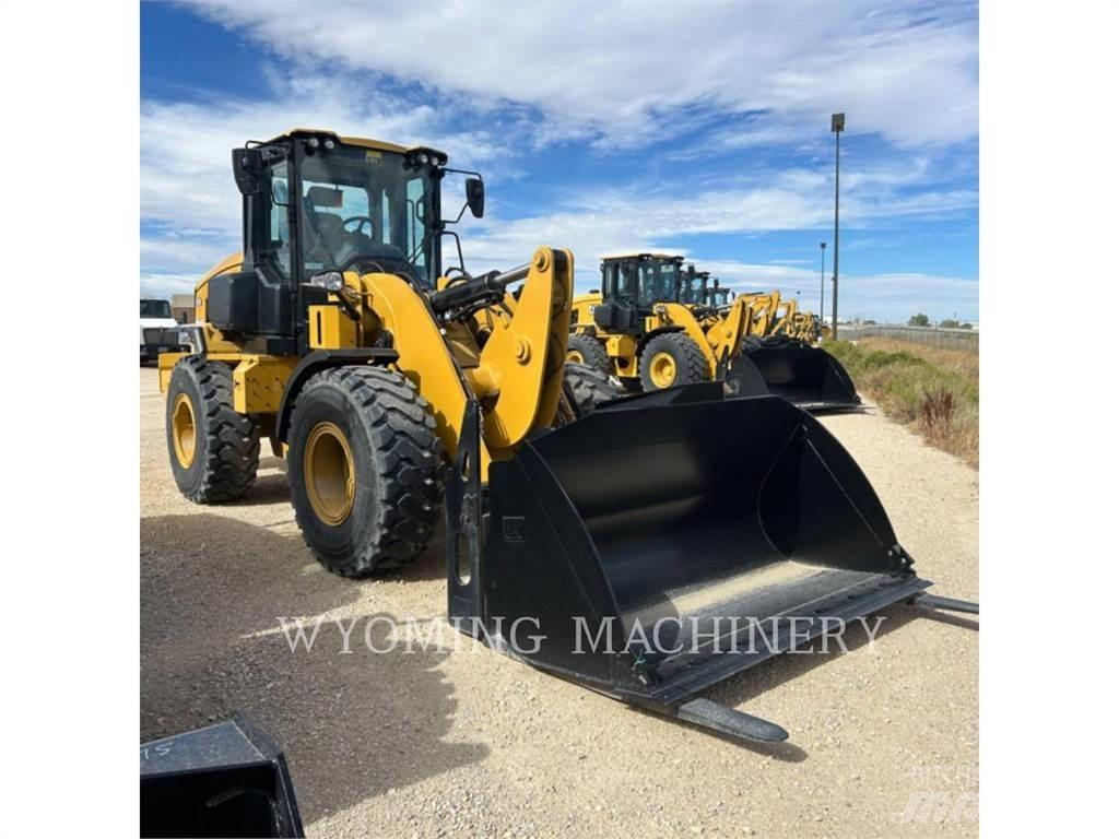 CAT 930 Pale gommate