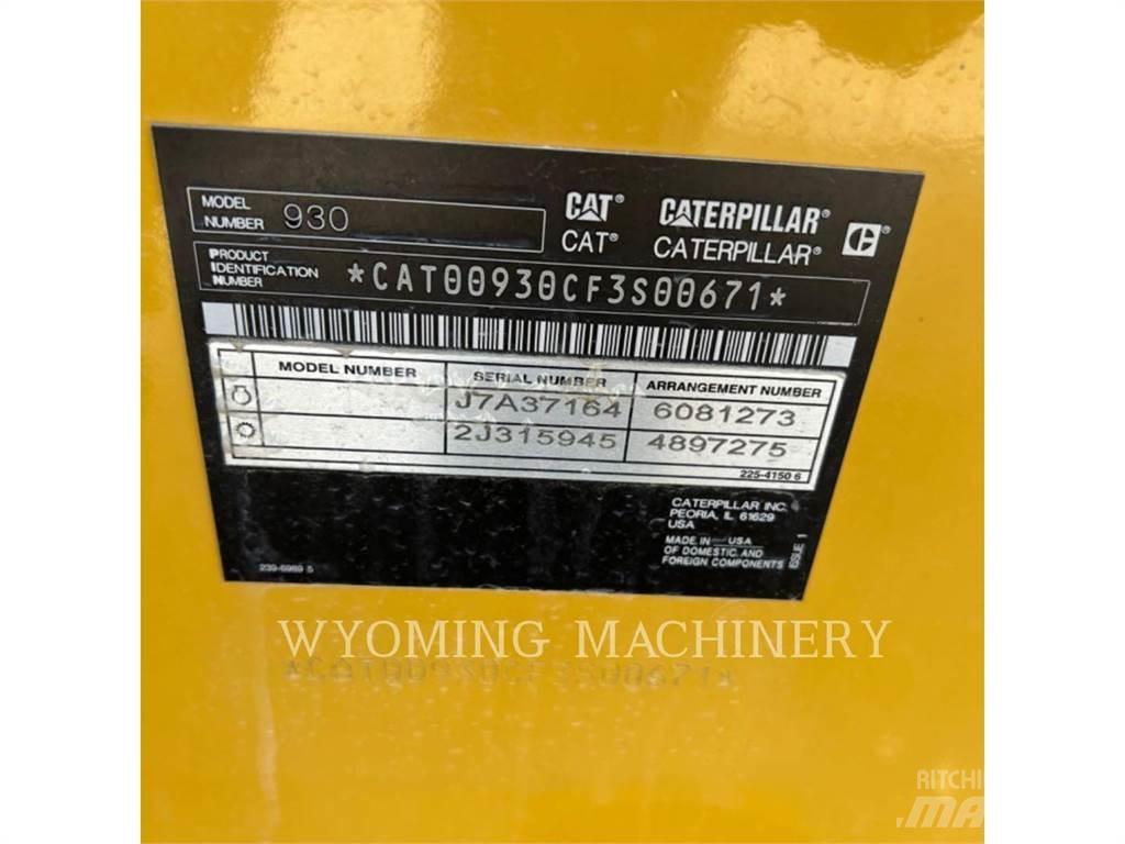 CAT 930 Pale gommate