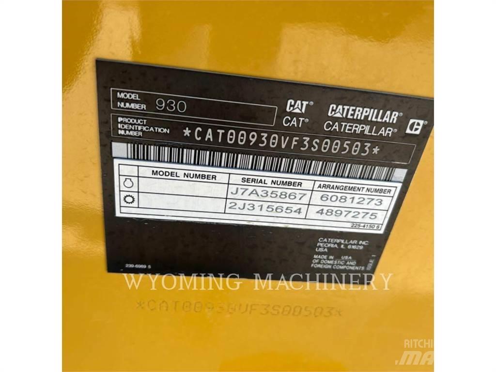 CAT 930 Pale gommate