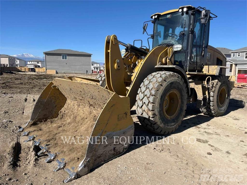 CAT 930 Pale gommate