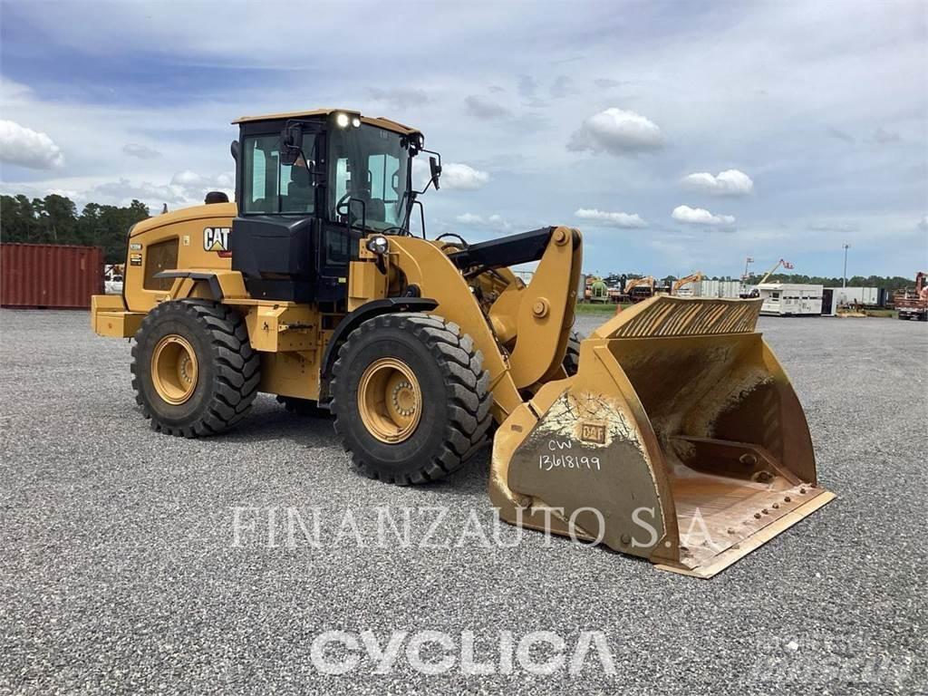 CAT 930 Pale gommate