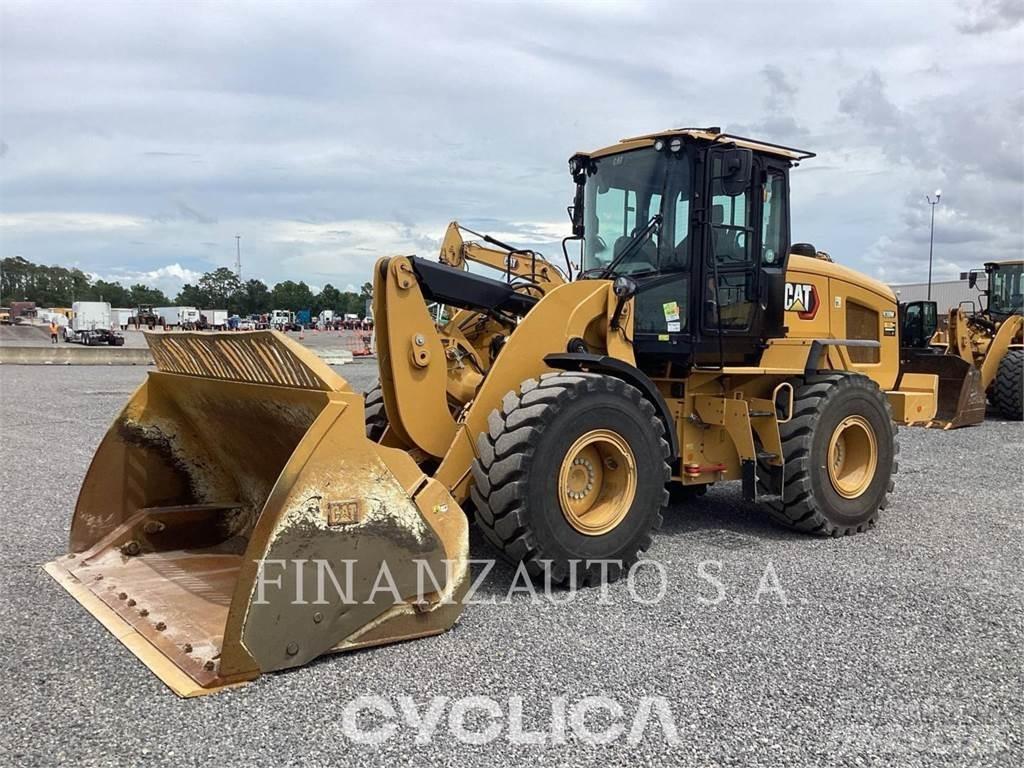 CAT 930 Pale gommate