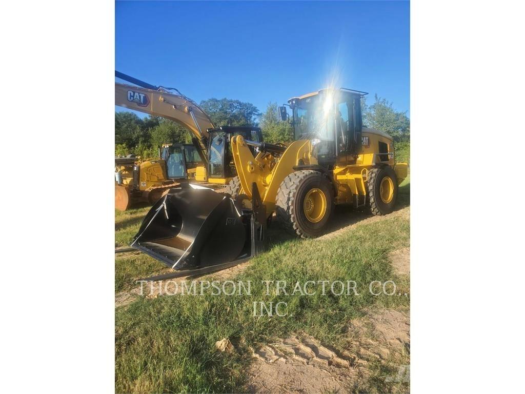 CAT 930 Pale gommate