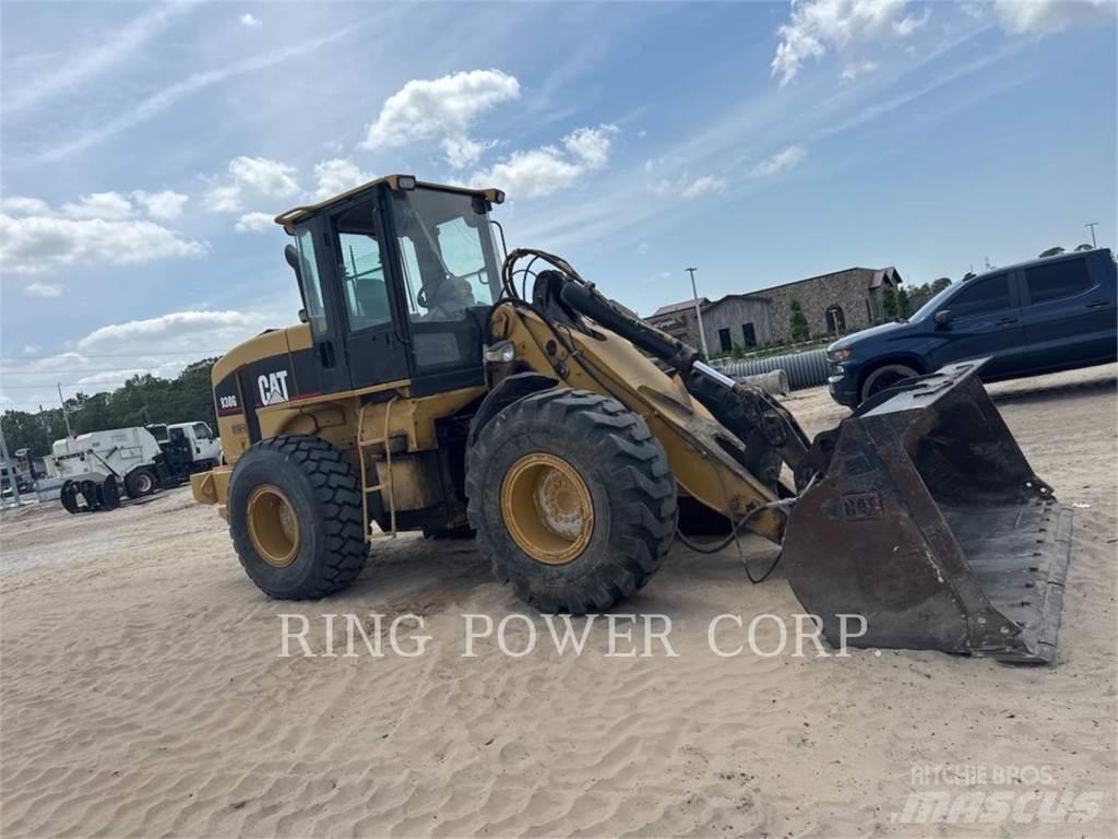 CAT 930GIT Pale gommate