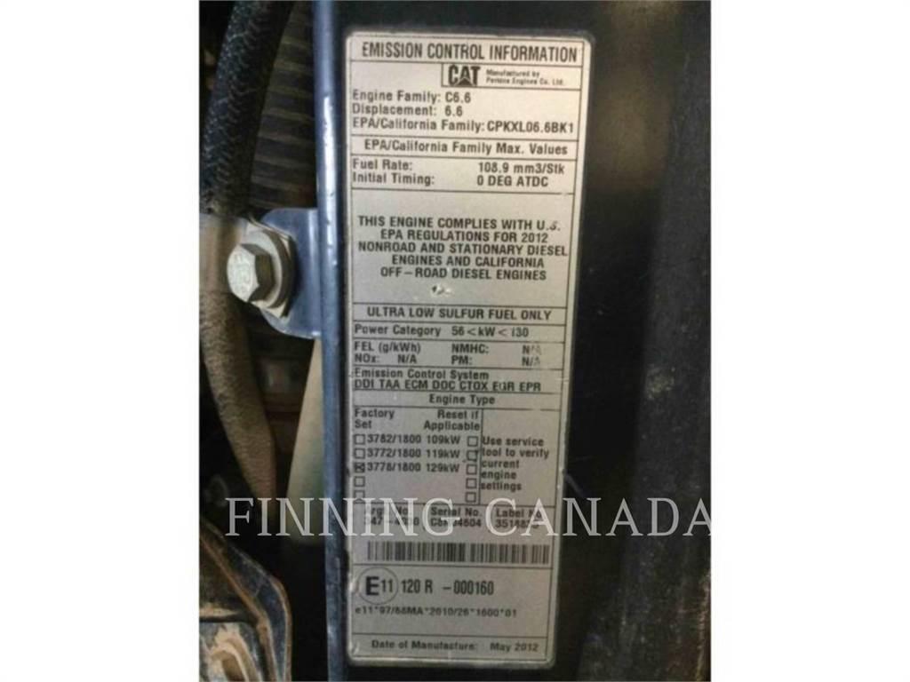 CAT 930K Pale gommate