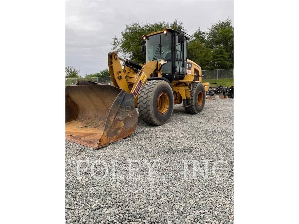 CAT 930K Pale gommate