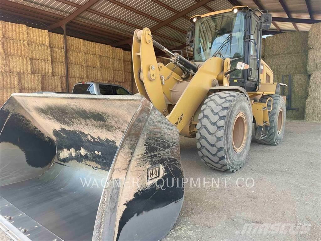 CAT 930M AG HL Pale gommate